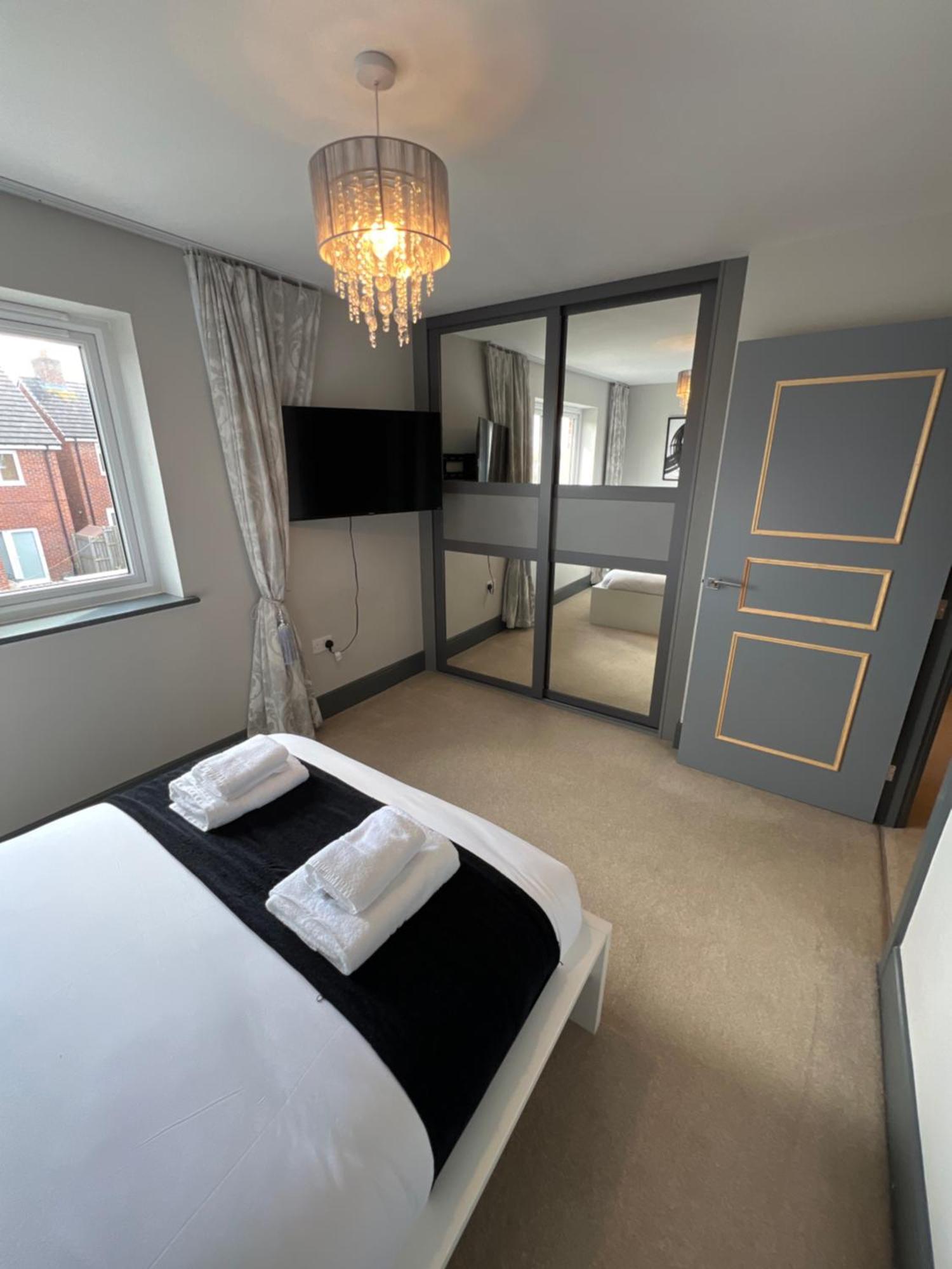 Luxury Durham Home In Dh1, Free Parking, No Fees Buitenkant foto
